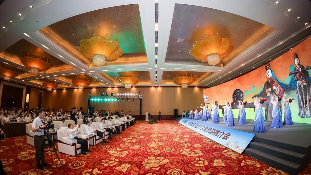 唐風(fēng)晉韻·錦繡太原(北京)文化旅游推介會現(xiàn)場圖.jpg